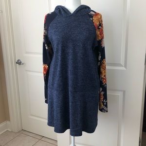 Woman’s Tunic Sweater